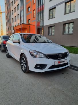 Kia Ceed 2011 , 880000 , 