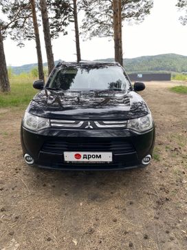 SUV   Mitsubishi Outlander 2013 , 1567000 , 