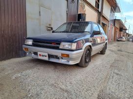 3  Toyota Corolla II 1985 , 550000 , 