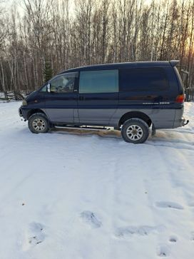    Mitsubishi Delica 1997 , 800000 , --