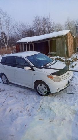  Toyota ist 2005 , 600000 , 