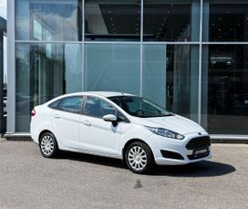  Ford Fiesta 2015 , 800000 , 