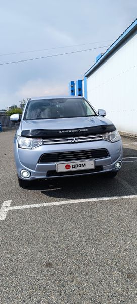 SUV   Mitsubishi Outlander 2013 , 1520000 , 