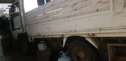   Nissan Diesel Condor 1995 , 600000 , 