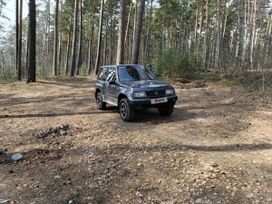  3  Suzuki Escudo 1992 , 390000 , 