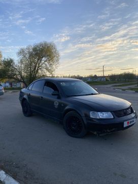  Volkswagen Passat 2000 , 210000 , 
