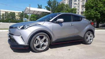 SUV   Toyota C-HR 2017 , 1808080 , 