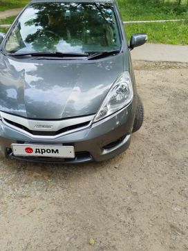  Honda Fit Shuttle 2012 , 900000 , 