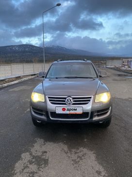 SUV   Volkswagen Touareg 2008 , 1250000 , 