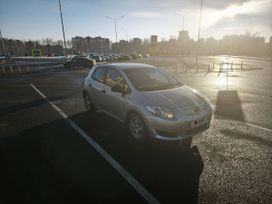  Toyota Auris 2009 , 600000 , 