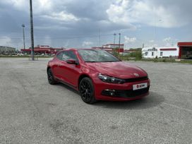  3  Volkswagen Scirocco 2010 , 1135000 , 