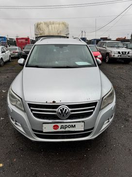 SUV   Volkswagen Tiguan 2010 , 668000 , -
