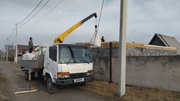  () Mitsubishi Fuso Fighter 1987 , 2300000 , 