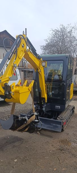 - Rippa R330 2025 , 2000000 , 