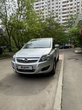   Opel Zafira 2013 , 1400000 , 