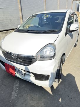 Toyota Pixis Epoch 2014 , 700000 , 