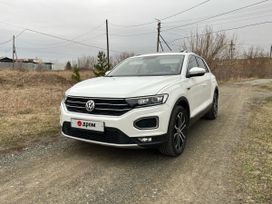 SUV   Volkswagen T-Roc 2020 , 2220000 , 