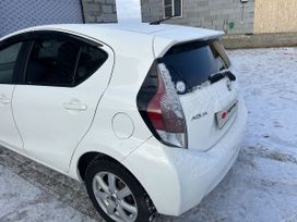 Toyota Aqua 2014 , 900000 , 