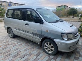    Toyota Town Ace Noah 2000 , 660000 , 