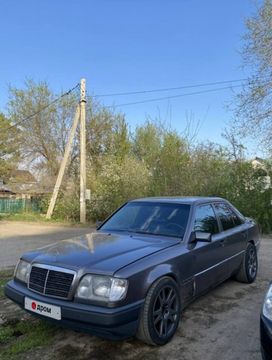  Mercedes-Benz E-Class 1995 , 450000 , 