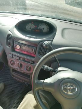  Toyota Funcargo 2003 , 500000 , 