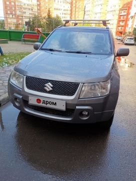  3  Suzuki Grand Vitara 2005 , 690000 , 