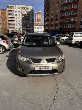 SUV   Mitsubishi Outlander 2008 , 1300000 , 