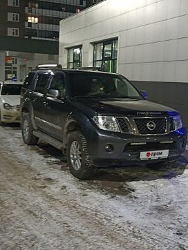 SUV   Nissan Pathfinder 2010 , 1800000 , 