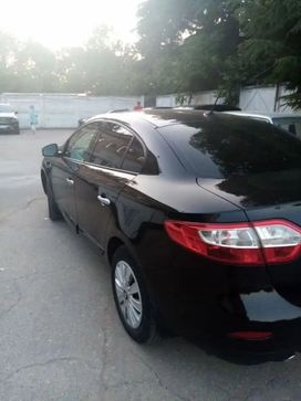  Renault Fluence 2012 , 880000 , 