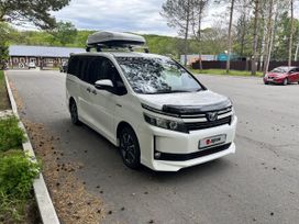    Toyota Voxy 2015 , 1900000 , 