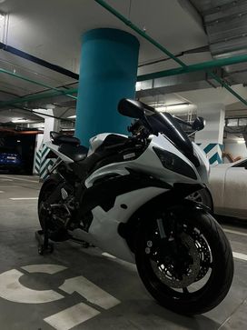   Yamaha YZF-R6 2011 , 750000 , 