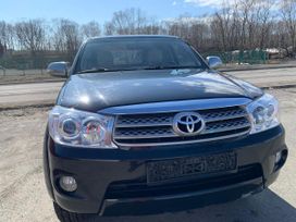 SUV   Toyota Fortuner 2011 , 2300000 , -