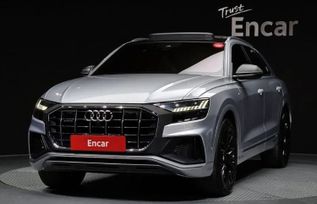 SUV   Audi Q8 2022 , 6200000 , 