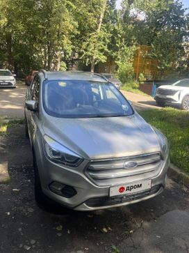 SUV   Ford Kuga 2018 , 1599000 , 