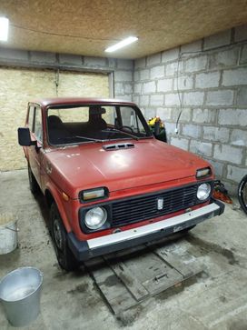  3   4x4 2121  1981 , 140000 , 