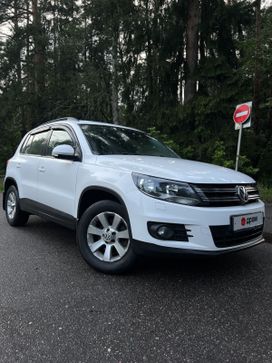 SUV   Volkswagen Tiguan 2012 , 920000 , 