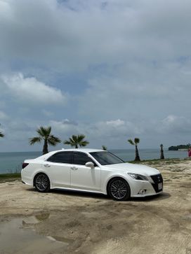  Toyota Crown 2013 , 2590000 , --