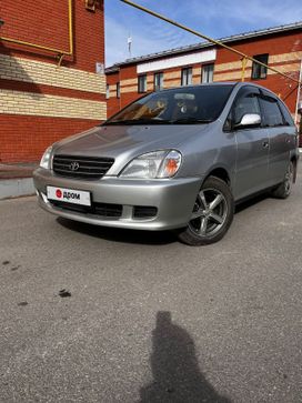    Toyota Nadia 2001 , 585000 , 