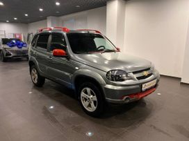 SUV   Chevrolet Niva 2018 , 705960 , 