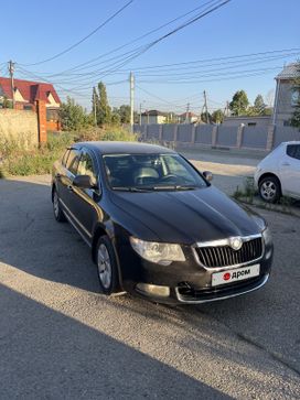  Skoda Superb 2010 , 870000 , 
