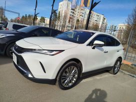 SUV или внедорожник Toyota Harrier 2021 года, 3900000 рублей, Нерюнгри