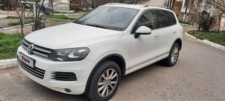 SUV   Volkswagen Touareg 2014 , 2290000 , 