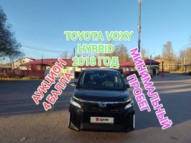    Toyota Voxy 2018 , 2490000 ,  