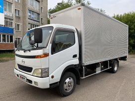  Hino Dutro 2002 , 2650000 , 