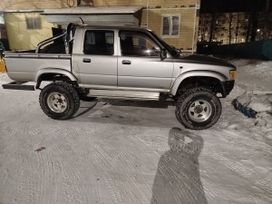  Toyota Hilux 1990 , 1300000 ,  