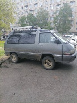    Toyota Town Ace 1990 , 320000 , 
