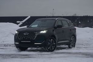 SUV ��� ����������� Chery Tiggo 7 Pro Plug-In-Hybrid 2023 ����, 3960000 ������, �����-���������