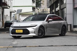  Toyota Crown 2024 , 7000000 , 