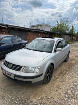  Volkswagen Passat 1998 , 350000 , 
