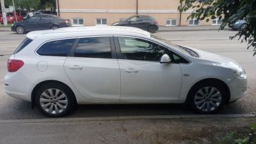  Opel Astra 2012 , 820000 , 